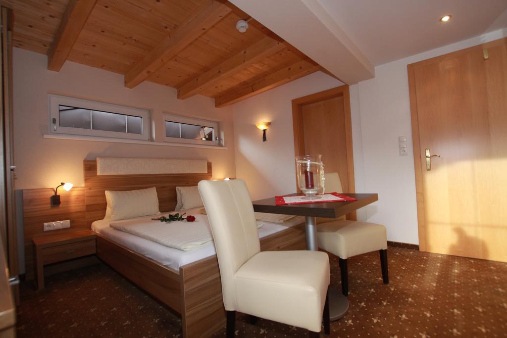 Pension Edelweiss Breitenbach am Inn Δωμάτιο φωτογραφία